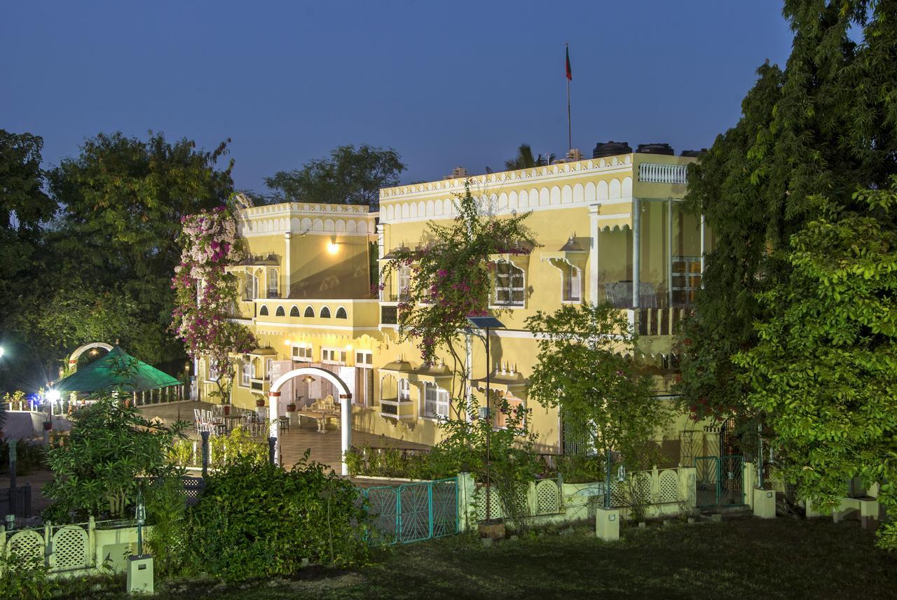 Garden Palace Heritage Homestays Vadasinor 外观 照片